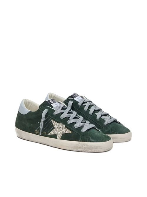 Super-Star in suede verde con stella in glitter argento e talloncino in pelle Golden Goose | GWF00101.F007200.35923GREEN/PLATINUM/QUARRY